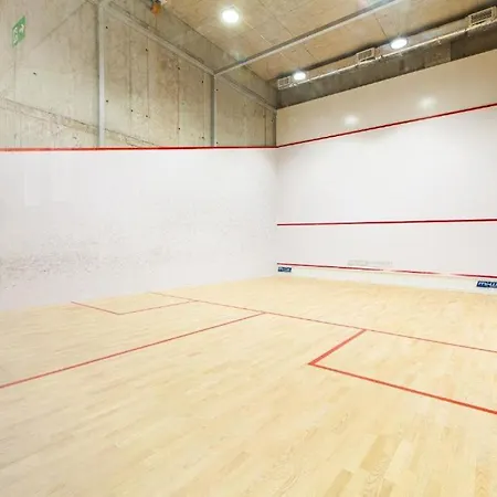 Prywatny, W 4 -gwiazdkowym Diva, Balkon, 300m Do Morza, Do Dworca Pkp Pieszo 10 Minut, Darmowe Wifi W Apartamencie, Dodatkowo Platne - Parking, Spa, Silownia, Squash * Kołobrzeg