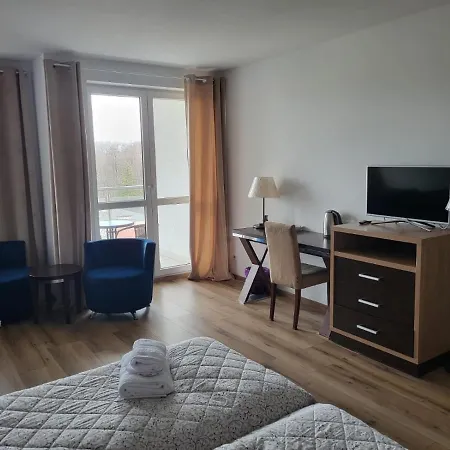 Diva Hotel: Beachside With Balcony And Amenities Apartment Kolobrzeg