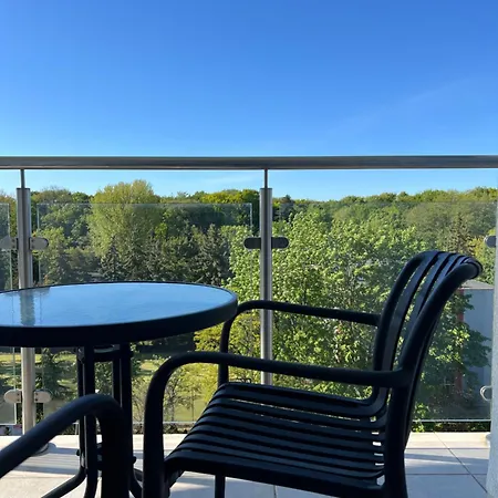 Apartment Prywatny, W 4 -gwiazdkowym Diva, Balkon, 300m Do Morza, Do Dworca Pkp Pieszo 10 Minut, Darmowe Wifi W Apartamencie, Dodatkowo Platne - Parking, Spa, Silownia, Squash