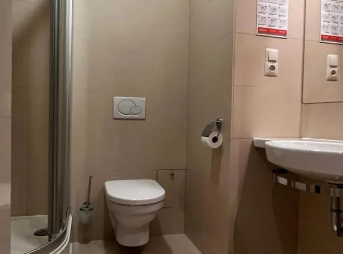 Prywatny, W 4 -gwiazdkowym Diva, Balkon, 300m Do Morza, Do Dworca Pkp Pieszo 10 Minut, Darmowe Wifi W Apartamencie, Dodatkowo Platne - Parking, Spa, Silownia, Squash * Kolberg