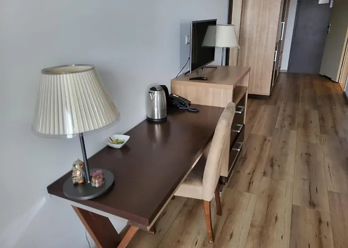 Prywatny, W 4 -gwiazdkowym Diva, Balkon, 300m Do Morza, Do Dworca Pkp Pieszo 10 Minut, Darmowe Wifi W Apartamencie, Dodatkowo Platne - Parking, Spa, Silownia, Squash