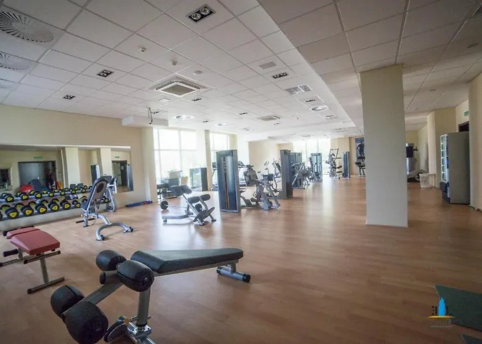 Prywatny, W 4 -gwiazdkowym Diva, Balkon, 300m Do Morza, Do Dworca Pkp Pieszo 10 Minut, Darmowe Wifi W Apartamencie, Dodatkowo Platne - Parking, Spa, Silownia, Squash