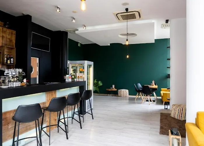 Prywatny, W 4 -gwiazdkowym Diva, Balkon, 300m Do Morza, Do Dworca Pkp Pieszo 10 Minut, Darmowe Wifi W Apartamencie, Dodatkowo Platne - Parking, Spa, Silownia, Squash