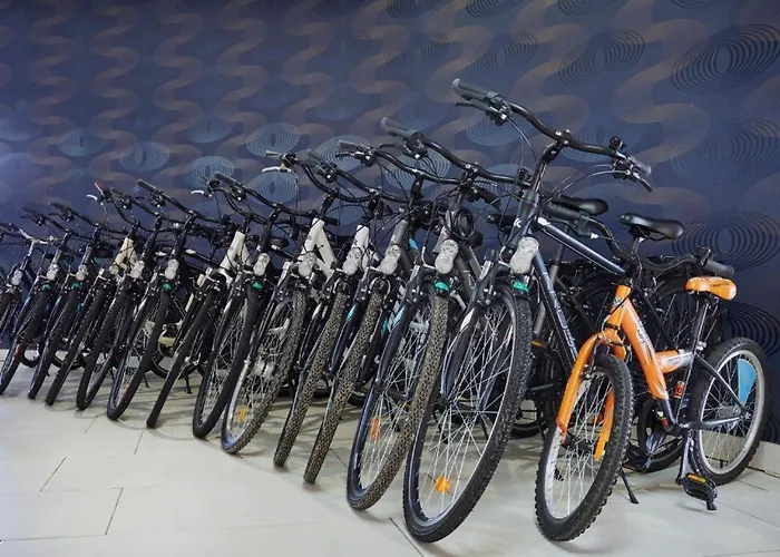 Apartment Prywatny, W 4 -gwiazdkowym Diva, Balkon, 300m Do Morza, Do Dworca Pkp Pieszo 10 Minut, Darmowe Wifi W Apartamencie, Dodatkowo Platne - Parking, Spa, Silownia, Squash Kolberg