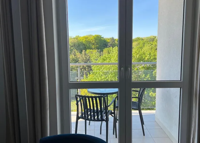 Prywatny, W 4 -gwiazdkowym Diva, Balkon, 300m Do Morza, Do Dworca Pkp Pieszo 10 Minut, Darmowe Wifi W Apartamencie, Dodatkowo Platne - Parking, Spa, Silownia, Squash Apartment